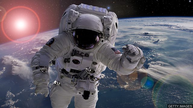 female astronauts 女宇航员